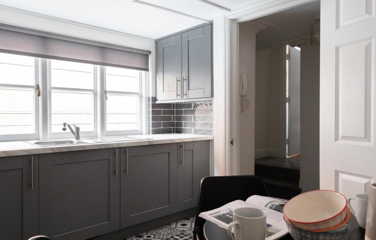 شقة The Oxford Loft - Central & Modern 2Bdr Hidden Gem المظهر الخارجي الصورة