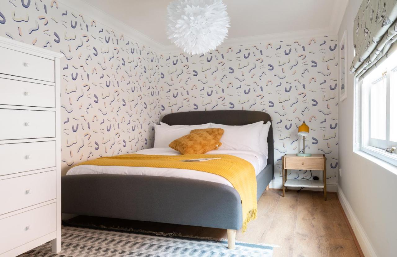 شقة The Oxford Loft - Central & Modern 2Bdr Hidden Gem المظهر الخارجي الصورة
